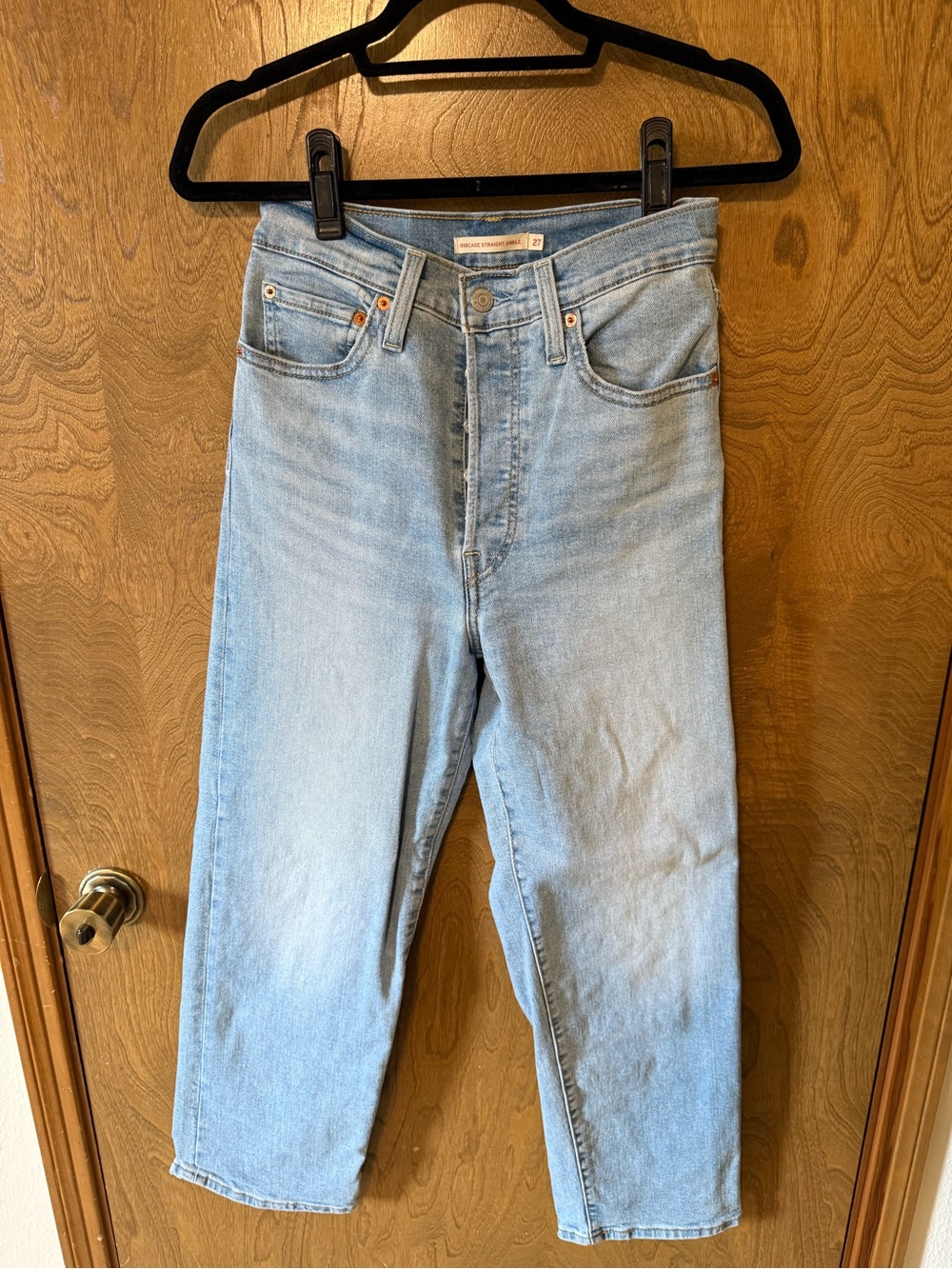 Levi Ribcage Straight Ankle Jean Size 27